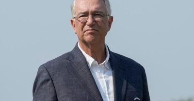 Ricardo Salinas Pliego favors Bitcoin over real estate, calls property a bad investment