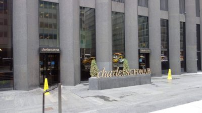 Charles Schwab plans S&P 500 prediction markets with Cboe