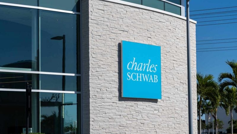 Charles Schwab plans S&P 500 prediction markets with Cboe