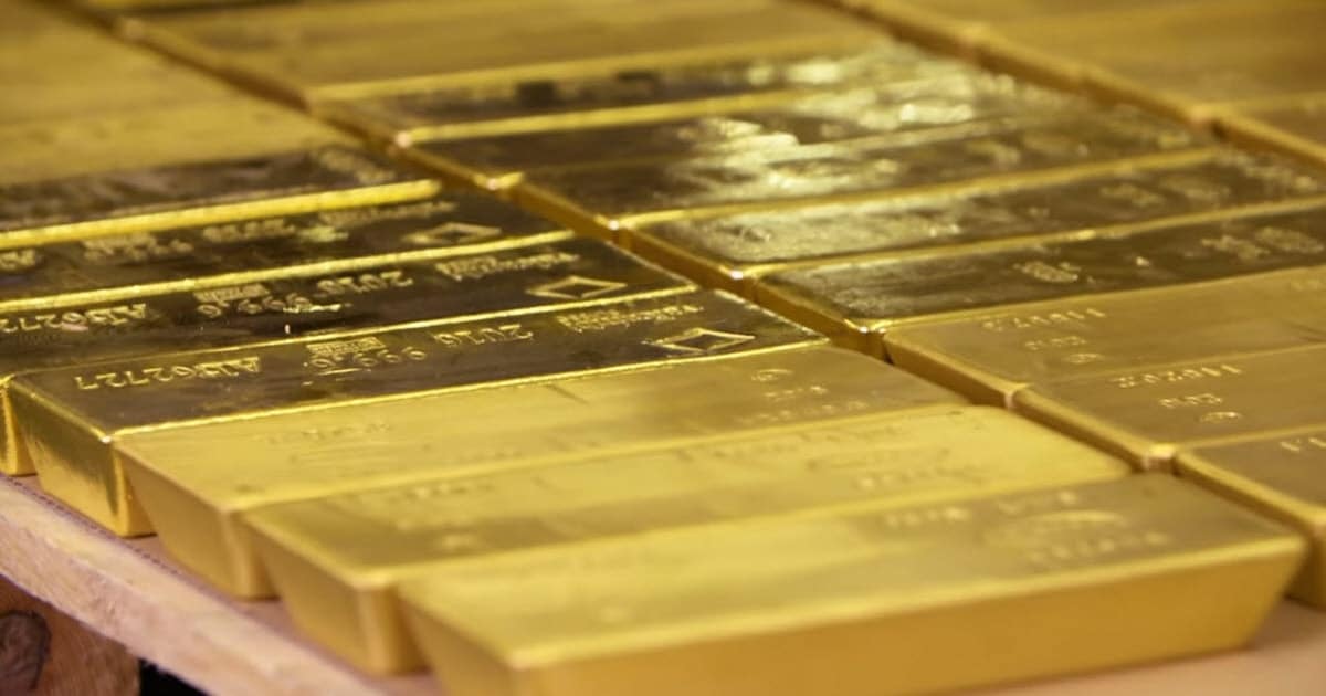 Emerging market central banks drive historic gold purchases as de-dollarization accelerates