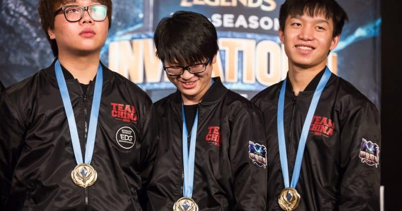 EDward Gaming faces LEVIATAN in Lower Final on June 20