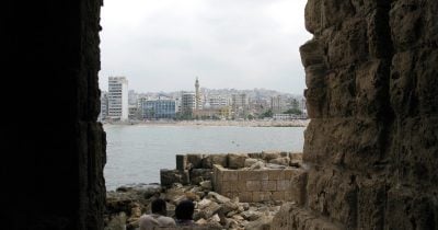 Israeli airstrike near Sidon kills seven, injures 13 amid rising tensions