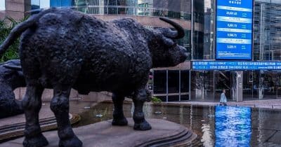 Hong Kong seeks to expand IPO access for mainland investors in major cross-border push