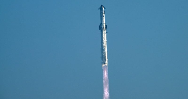 SpaceX stock returns to $2T market cap after post-IPO fluctuations
