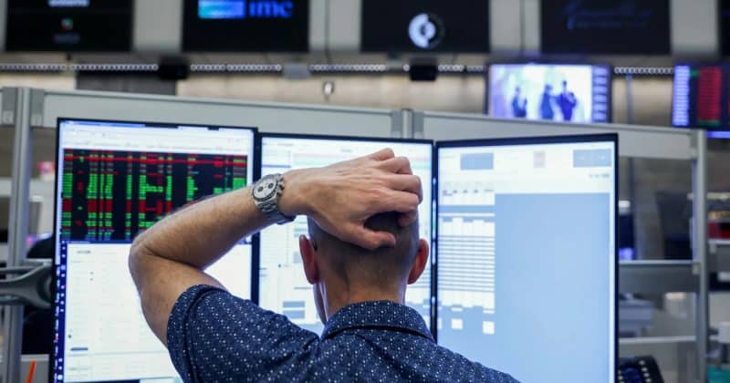 UK economy shrinks for second consecutive month, S&P Global reports