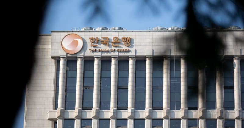 Bank of Korea signals need for higher rates amid housing risks