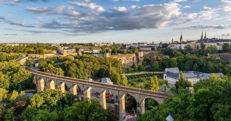 Coinbase designates Luxembourg as its MiCA home for EU users