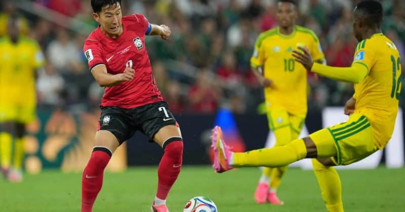 South Africa reaches World Cup knockout stage for first time with win over South Korea