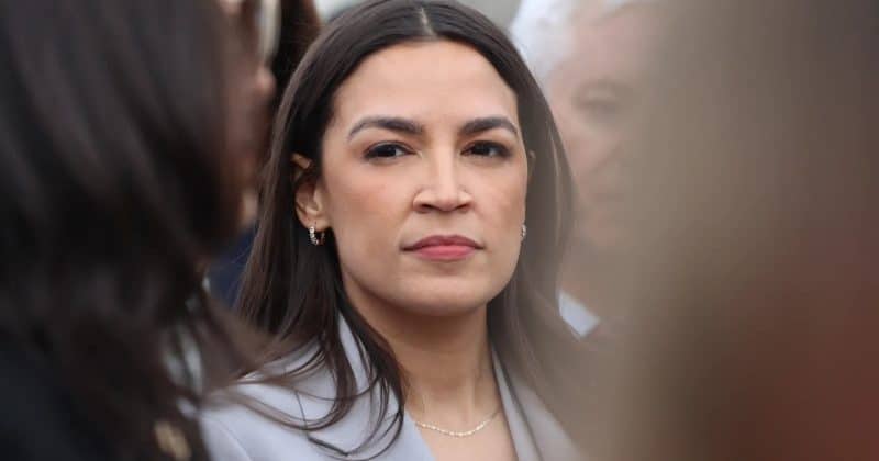Ocasio-Cortez and Sanders introduce AI Data Center Moratorium Act to freeze new construction