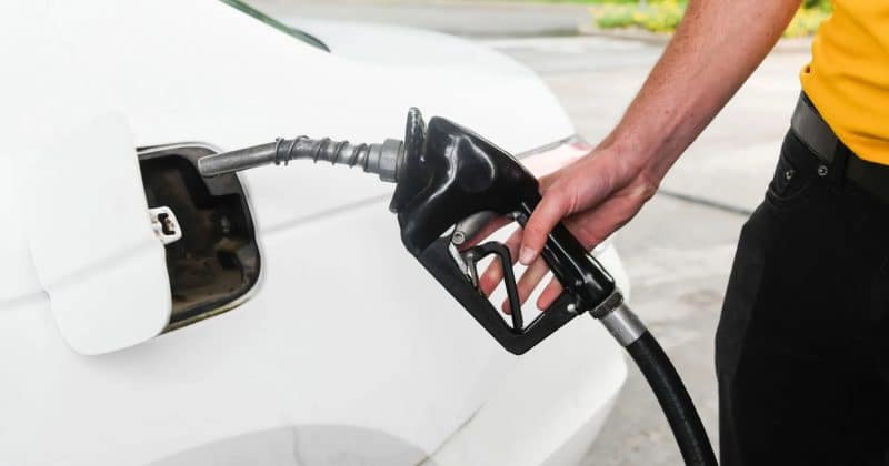 US consumer sentiment rises in June as gasoline prices ease