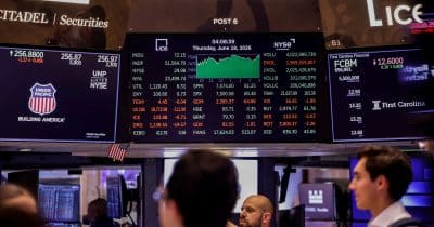 Dow, S&amp;P 500 and Nasdaq decline in final hour of trading as tech weakness drags markets lower