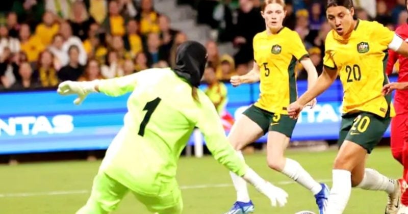 Iran misses penalty, hits crossbar, and has late goal disallowed in dramatic 1-1 draw with Egypt