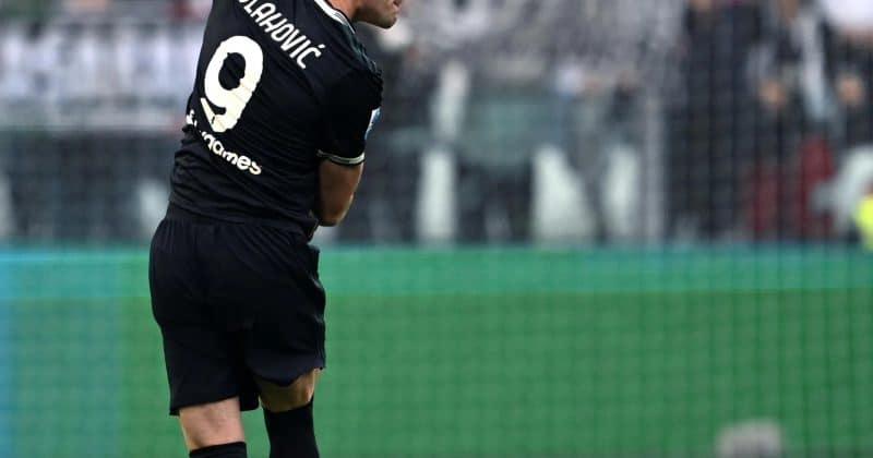 Dušan Vlahović pushes for free transfer from Juventus to Barcelona
