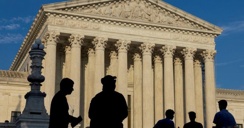 Supreme Court strikes down limits on Trump’s authority to remove FTC members