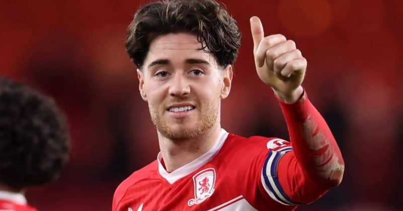 Everton set to beat Manchester United to Hayden Hackney signing
