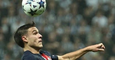 Manchester United’s midfield recruitment plans remain unchanged after Manuel Ugarte injury