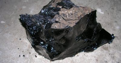 AetherStrike tokenizes Utah bitumen reserve under ERC-3643, offering barrels at 71% discount to NAV