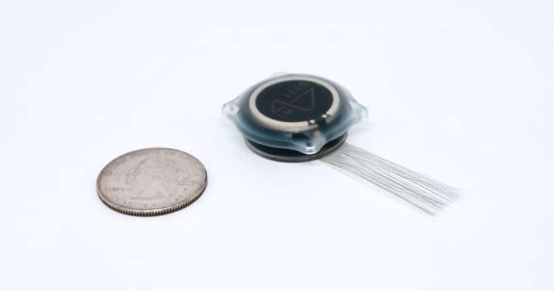 Neuralink implants ultra-thin electrode threads into brain without cutting through protective membrane