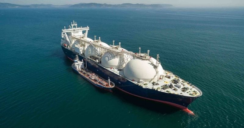Qatar LNG tanker transits Strait of Hormuz, signaling export restart