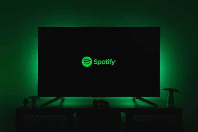 Spotify demands Kalshi, Polymarket drop its logo after streaming manipulation