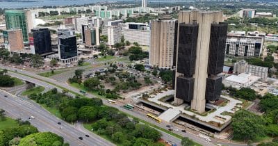 Brazil Central Bank proposes 24-hour holds on large dollar stablecoin transfers