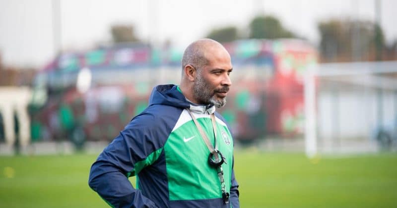 Algerian Football Federation contacts Éric Chelle for head coach role