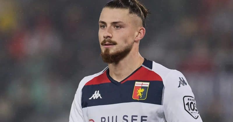 Fiorentina agrees loan deal to sign Radu Dragusin from Tottenham