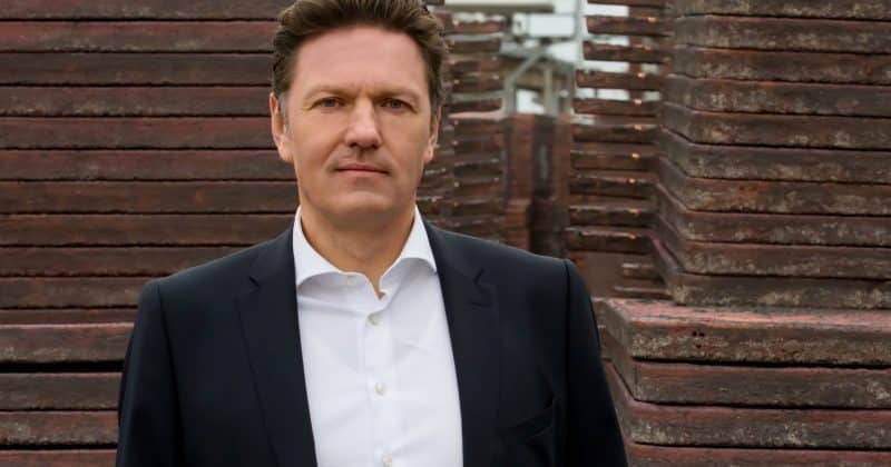 Intel hires White House tech policy veteran Tim Kurth to lead government affairs push