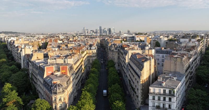 France’s debt burden risks snowballing ahead of 2027 election, and crypto markets should pay attention