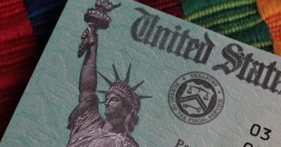 US 1-year Treasury auction sees higher yield amid softer demand