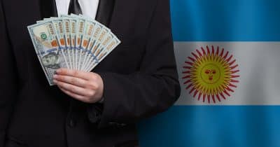 Argentina makes major dollar bond payment this week without new borrowing