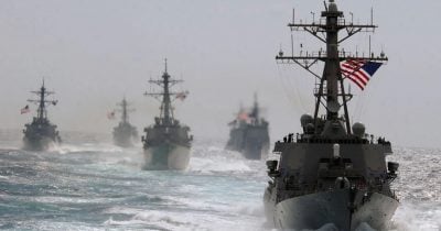 US strikes Iranian targets, threatens naval blockade amid 2026 tensions
