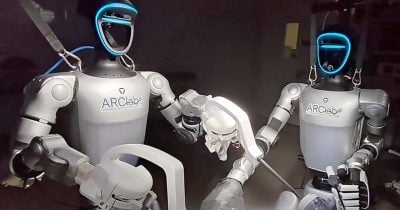 Humanoid robots perform surgery successfully for the first time, and the implications extend beyond the operating room