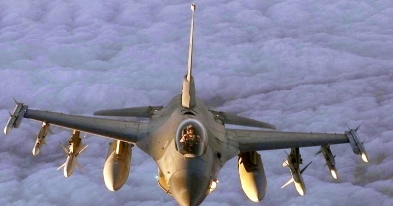 US air strikes in western Iran mark expansion of military operations