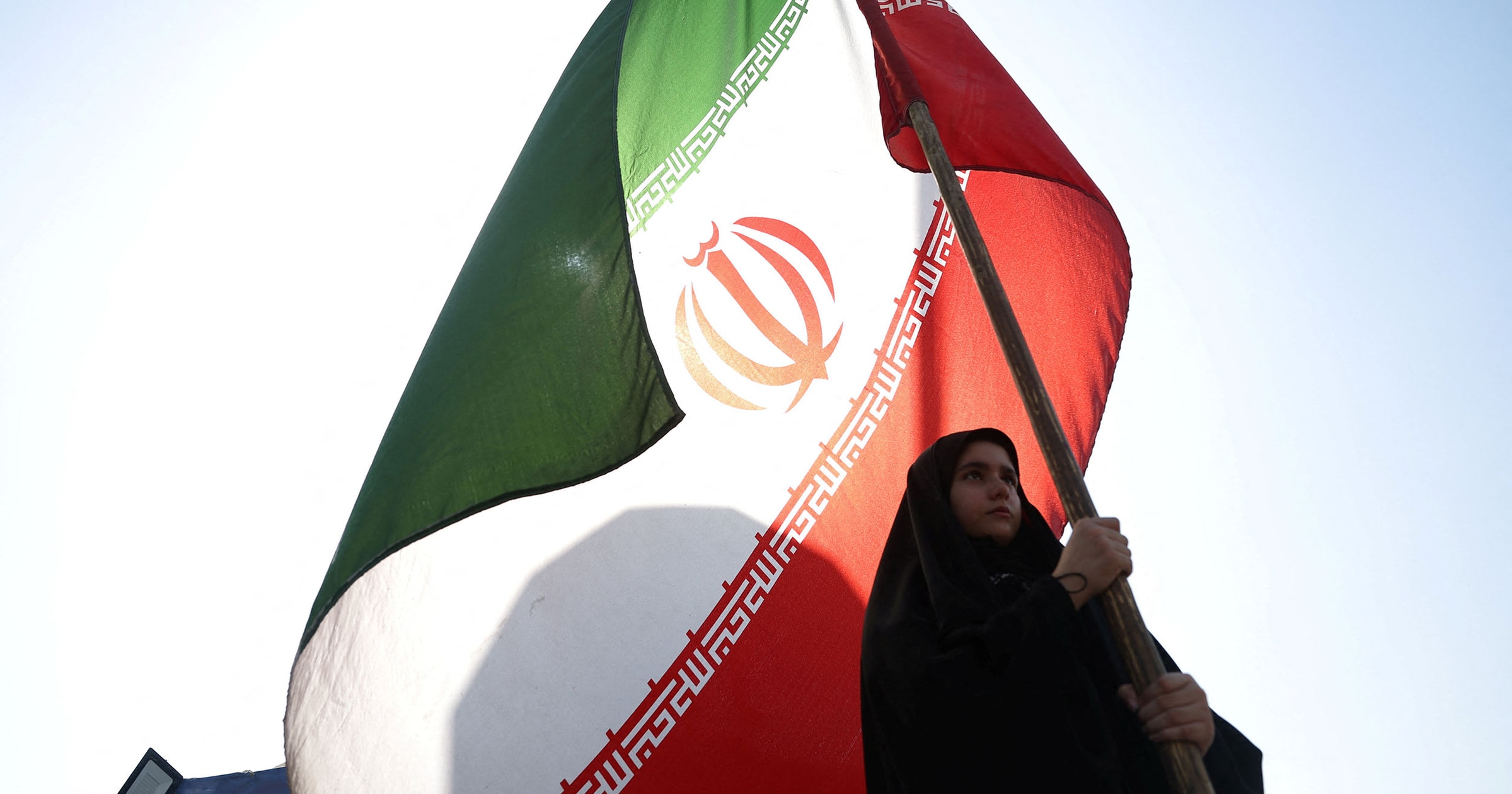 Explosions reported near Iran’s Sirik amid ongoing US-Israel conflict