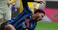 Man United seeks to renegotiate Éderson transfer over knee concerns