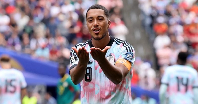 Manchester United in talks to sign Youri Tielemans from Aston Villa