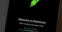 Crypto volumes rise 20-30% as Robinhood Chain surpasses Hyperliquid debut