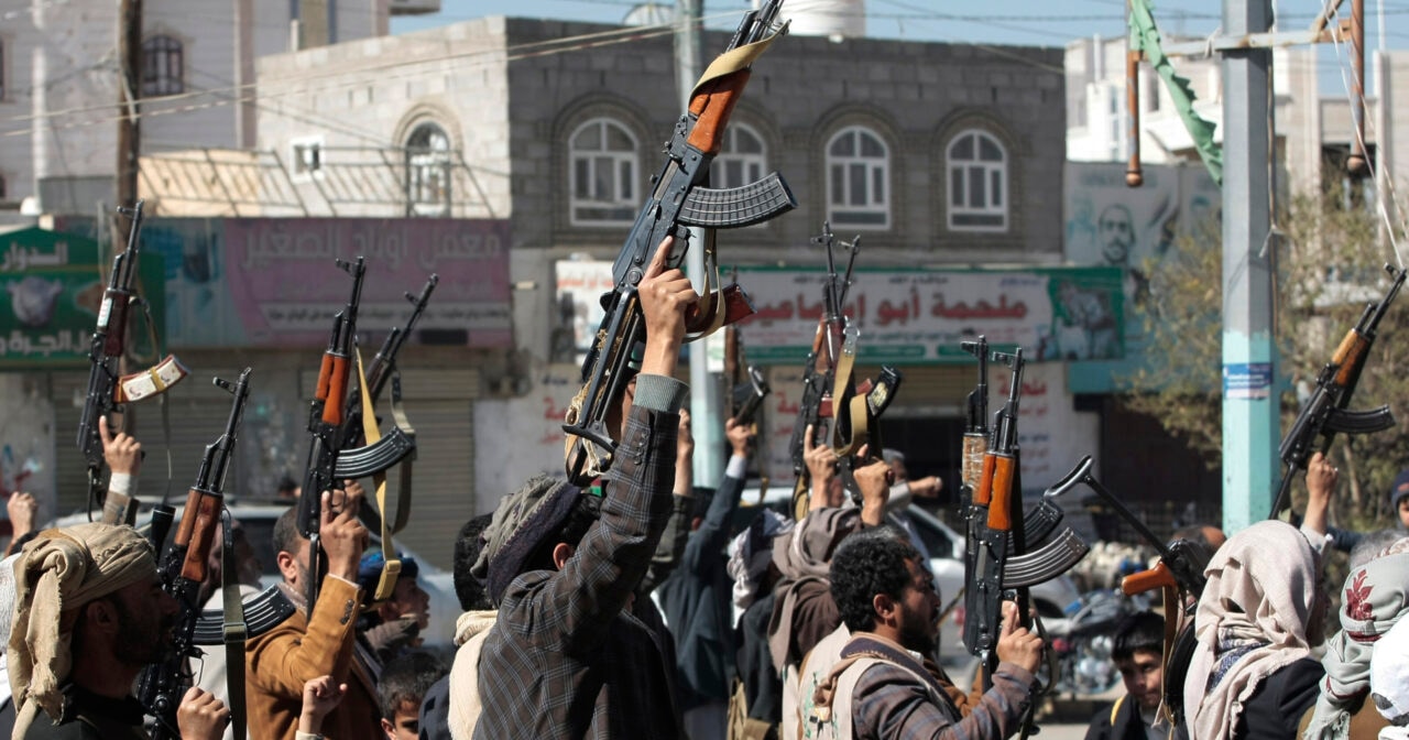 Houthis fire missile at Saudi Arabia, escalating regional tensions