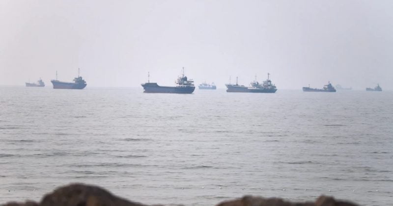 Iran targets vessels in Strait of Hormuz amid 2026 crisis escalation