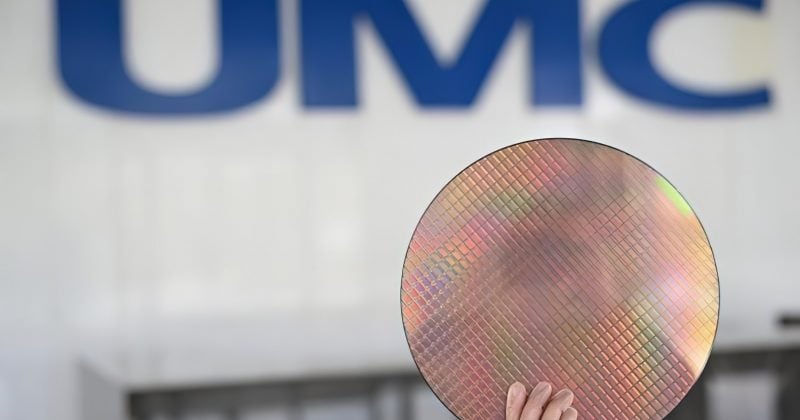 UMC starts mass-producing silicon photonics wafers, and AI infrastructure investors should pay attention