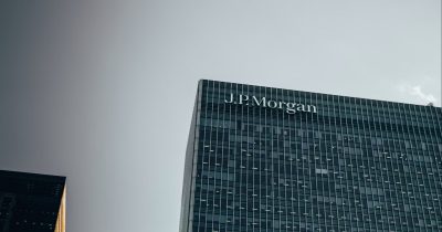 JPMorgan profit hits all-time high on strong equities trading and Visa stake gain