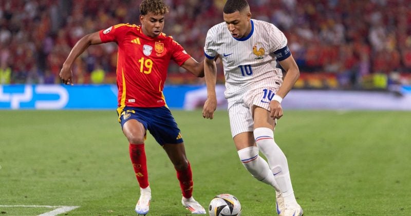 France fails to register shots on target in first half vs. Spain