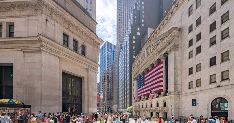 Top 0.00001% of Americans now control a record 12% of national income
