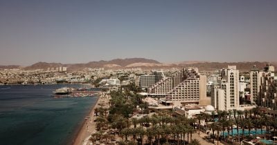 Iran launches missiles targeting Aqaba and Eilat, escalating regional tensions