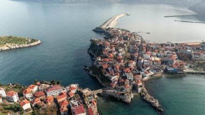 Black Sea Strike Kills Five as Commodity Markets Face New Risks
