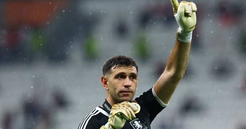 Dibu Martínez sets World Cup final record with 11 saves, and crypto betting markets were watching