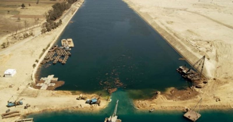 Asian refiners reroute Saudi oil via Suez Canal amid Houthi threats