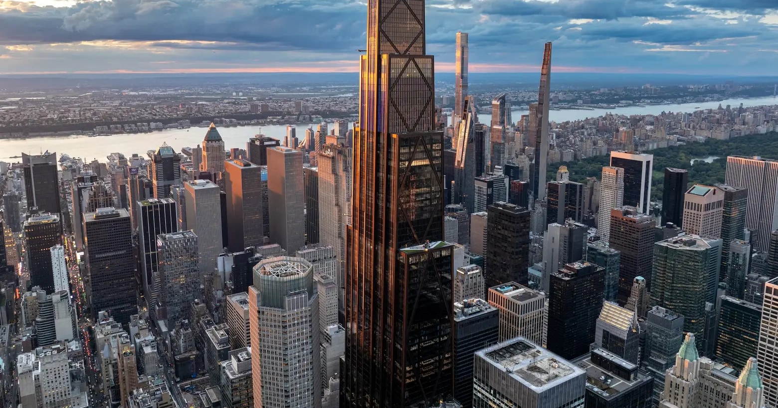 JPMorgan warns critical weeks ahead for AI stocks amid market split