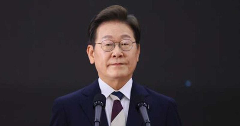 South Korea’s President Lee hosts US tech summit, signals massive AI and semiconductor push